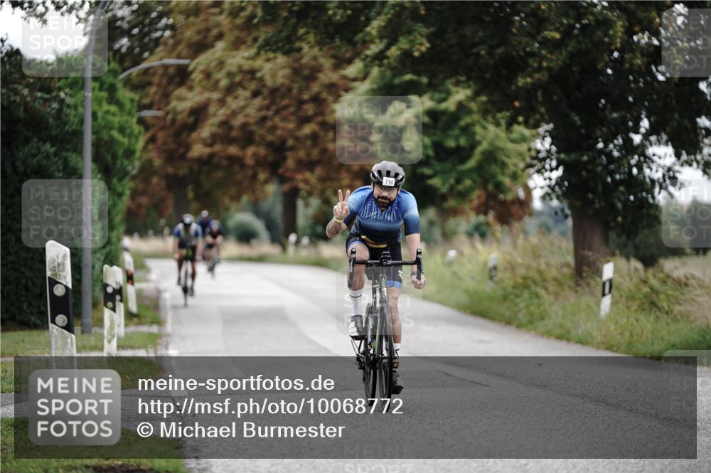 30.08.2026 - Elbe Triathlon Hamburg Michael Burmester http://msf.ph/oto/10068772 30.08.2026 09:35:17 Radfahren 415, 496, 686, 714, 716 meine-sportfotos.de