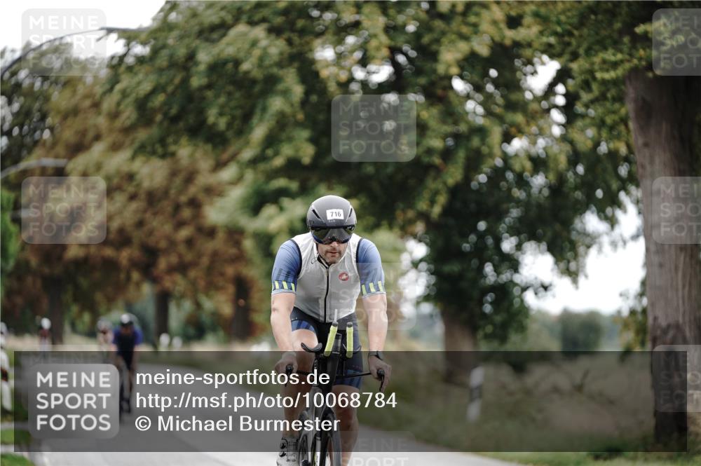 30.08.2026 - Elbe Triathlon Hamburg Michael Burmester http://msf.ph/oto/10068784 30.08.2026 09:35:23 Radfahren 411, 496, 659, 716 meine-sportfotos.de