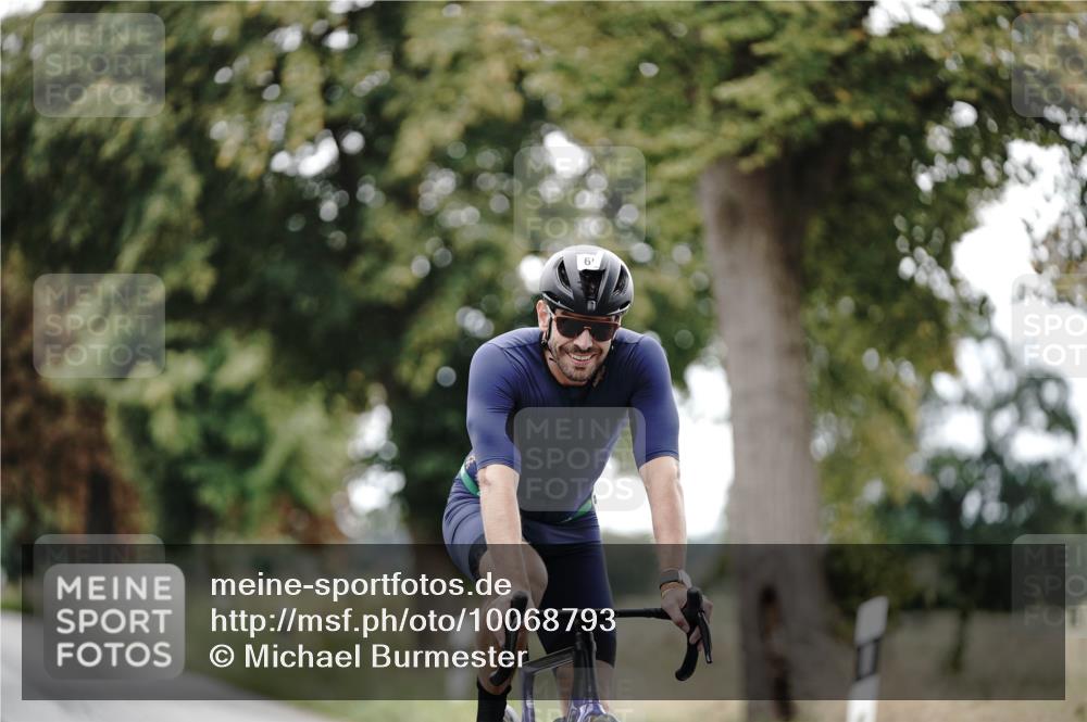 30.08.2026 - Elbe Triathlon Hamburg Michael Burmester http://msf.ph/oto/10068793 30.08.2026 09:35:27 Radfahren 411, 582, 659 meine-sportfotos.de