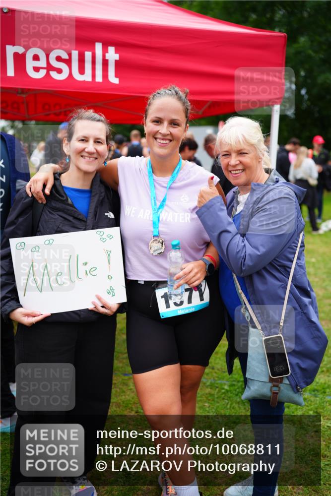 30.08.2026 - Elbe Triathlon Hamburg LAZAROV Photography http://msf.ph/oto/10068811 30.08.2026 12:31:34 Ziel  meine-sportfotos.de