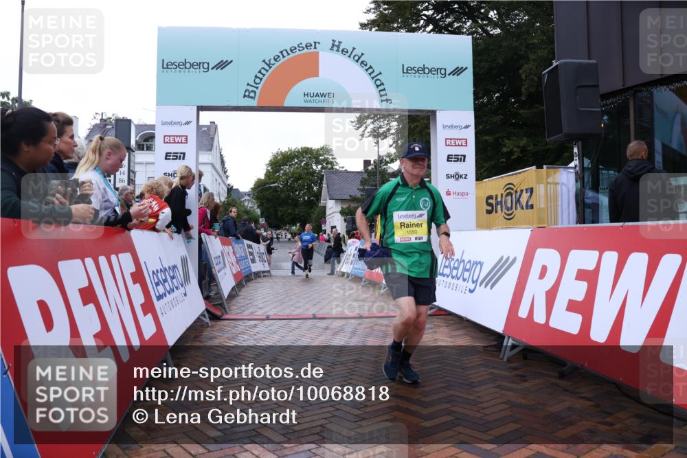 30.08.2026 - Blankeneser Heldenlauf Lena Gebhardt http://msf.ph/oto/10068818 30.08.2026 10:01:59 Ziel 1274, 1550 meine-sportfotos.de