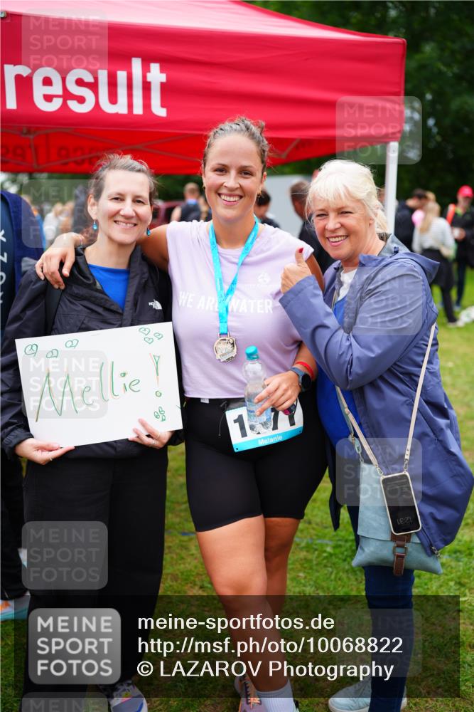 30.08.2026 - Elbe Triathlon Hamburg LAZAROV Photography http://msf.ph/oto/10068822 30.08.2026 12:31:34 Ziel  meine-sportfotos.de