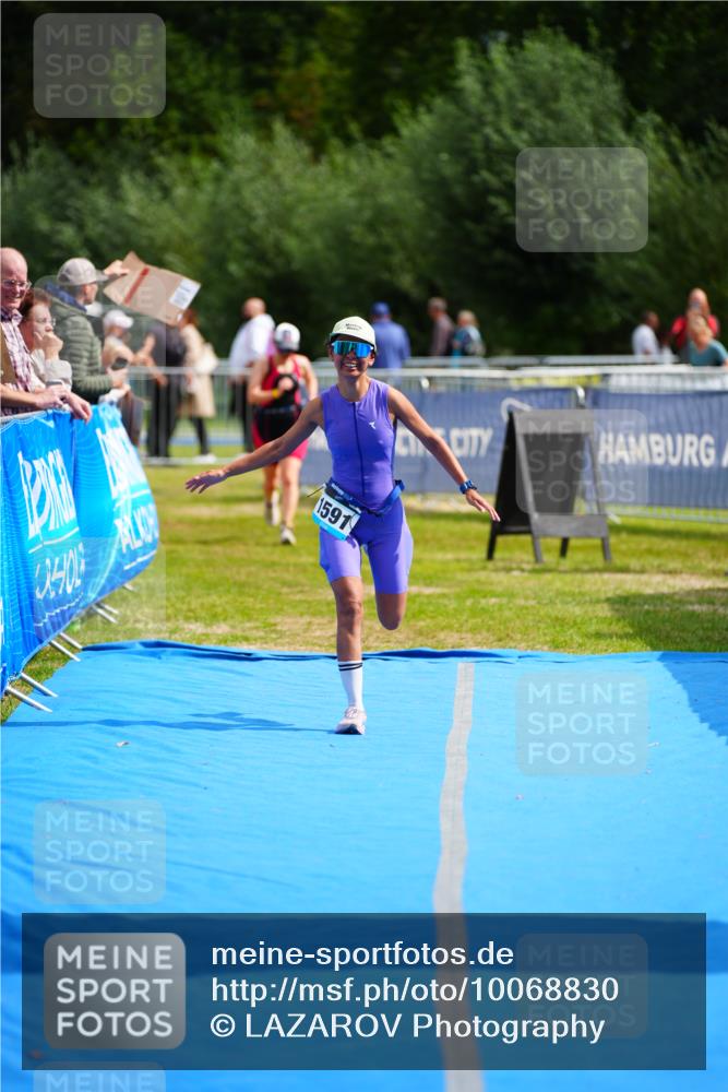 30.08.2026 - Elbe Triathlon Hamburg LAZAROV Photography http://msf.ph/oto/10068830 30.08.2026 12:31:51 Ziel 1591, 1644 meine-sportfotos.de