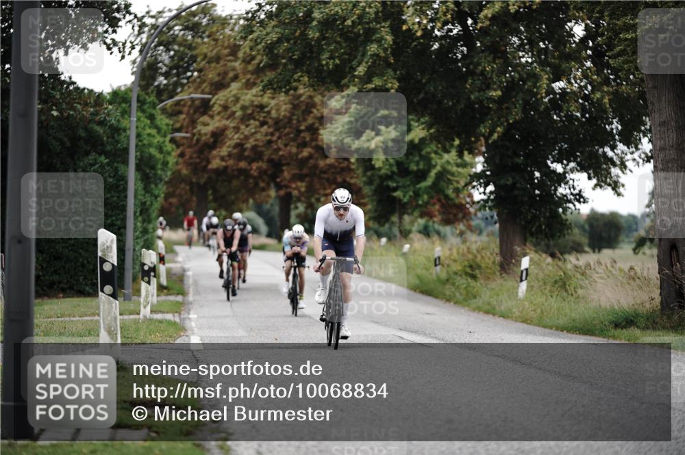 30.08.2026 - Elbe Triathlon Hamburg Michael Burmester http://msf.ph/oto/10068834 30.08.2026 09:35:47 Radfahren 434, 458, 476, 479, 587, 680, 783, 786, 1895 meine-sportfotos.de