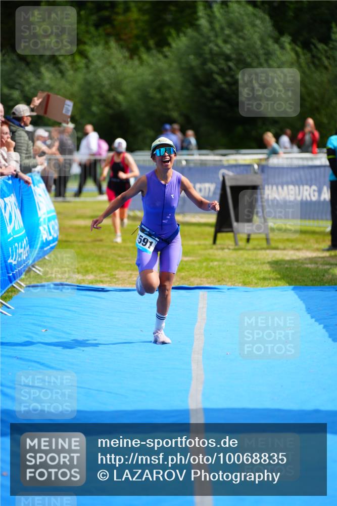30.08.2026 - Elbe Triathlon Hamburg LAZAROV Photography http://msf.ph/oto/10068835 30.08.2026 12:31:51 Ziel 1591, 1644 meine-sportfotos.de