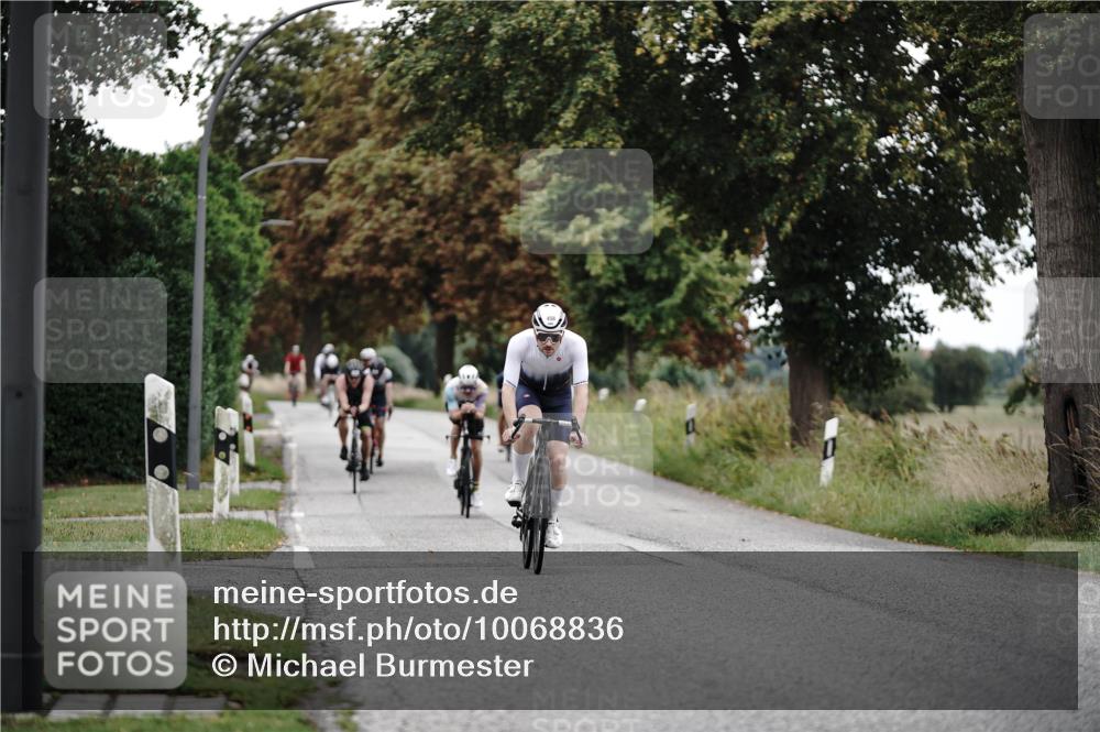 30.08.2026 - Elbe Triathlon Hamburg Michael Burmester http://msf.ph/oto/10068836 30.08.2026 09:35:48 Radfahren 434, 458, 476, 680, 783, 1895 meine-sportfotos.de