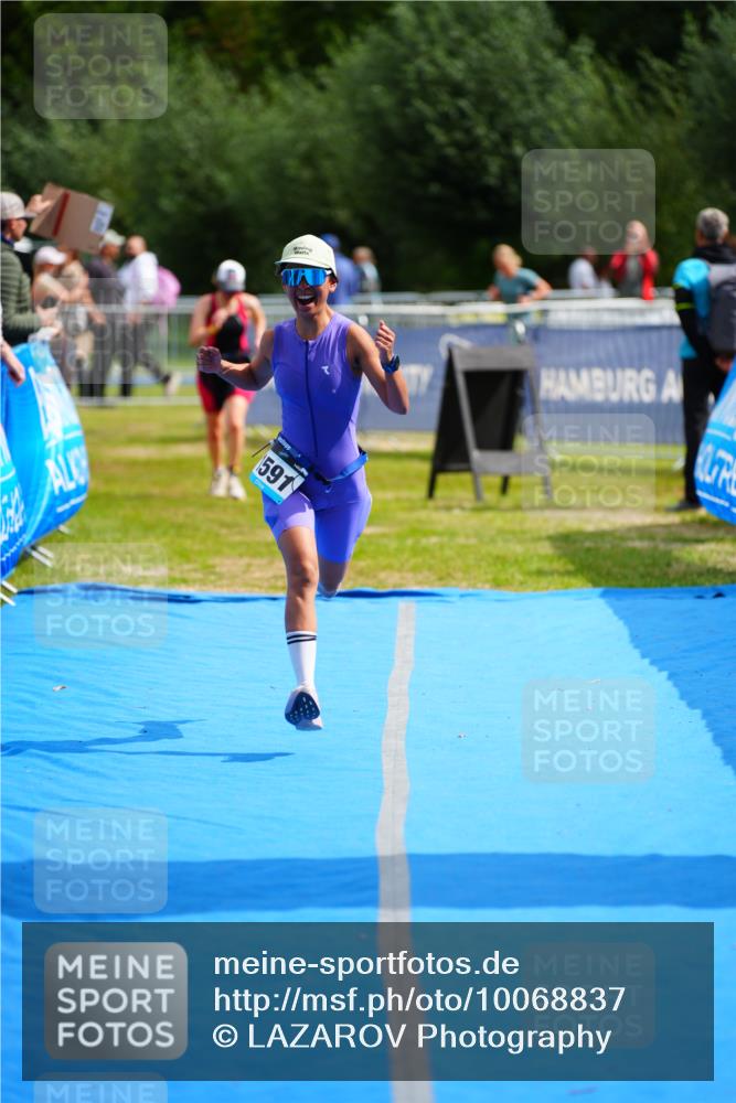 30.08.2026 - Elbe Triathlon Hamburg LAZAROV Photography http://msf.ph/oto/10068837 30.08.2026 12:31:51 Ziel 1591, 1644 meine-sportfotos.de