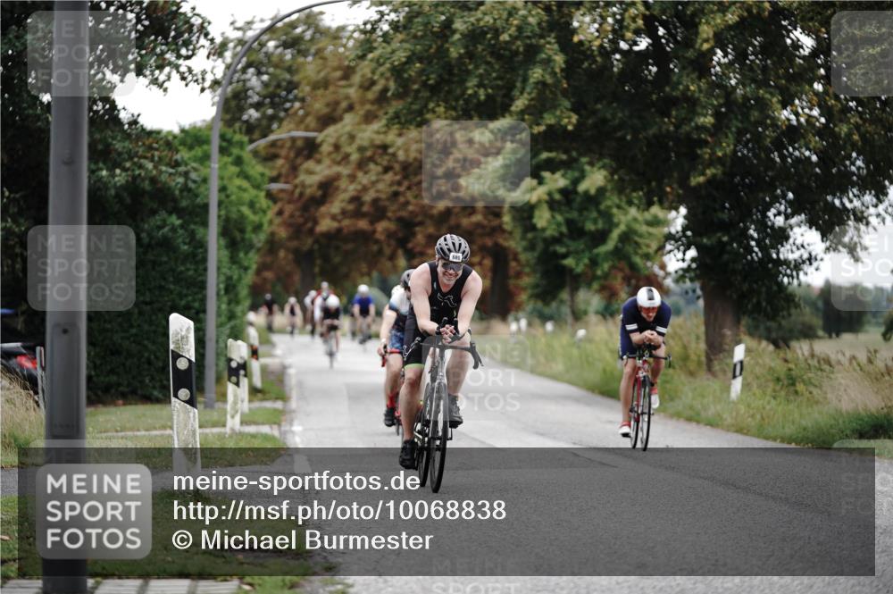 30.08.2026 - Elbe Triathlon Hamburg Michael Burmester http://msf.ph/oto/10068838 30.08.2026 09:35:50 Radfahren 381, 434, 458, 476, 680, 783, 1895 meine-sportfotos.de