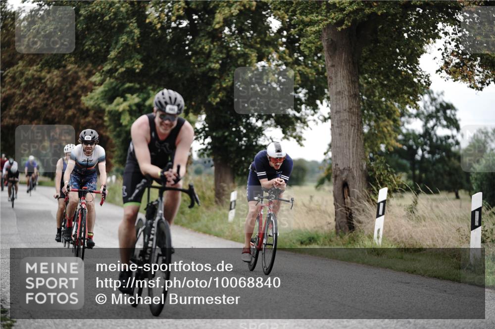 30.08.2026 - Elbe Triathlon Hamburg Michael Burmester http://msf.ph/oto/10068840 30.08.2026 09:35:51 Radfahren 381, 425, 434, 458, 476, 602, 680, 681, 783, 1895 meine-sportfotos.de