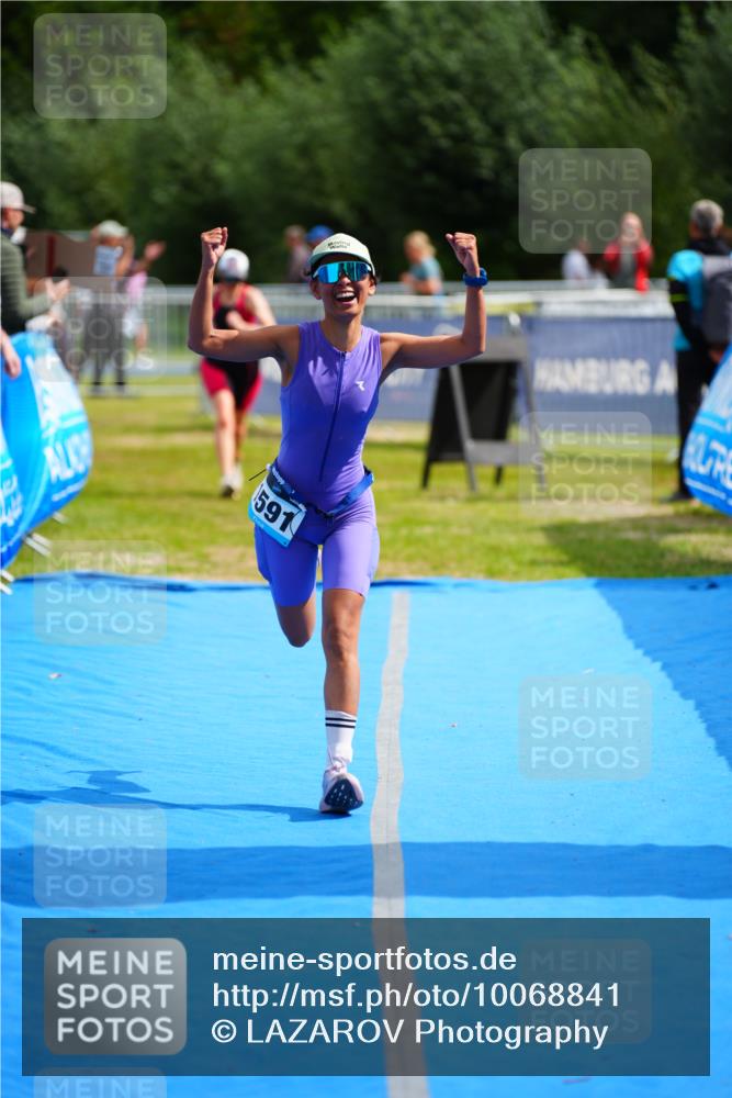30.08.2026 - Elbe Triathlon Hamburg LAZAROV Photography http://msf.ph/oto/10068841 30.08.2026 12:31:52 Ziel 1591, 1644 meine-sportfotos.de