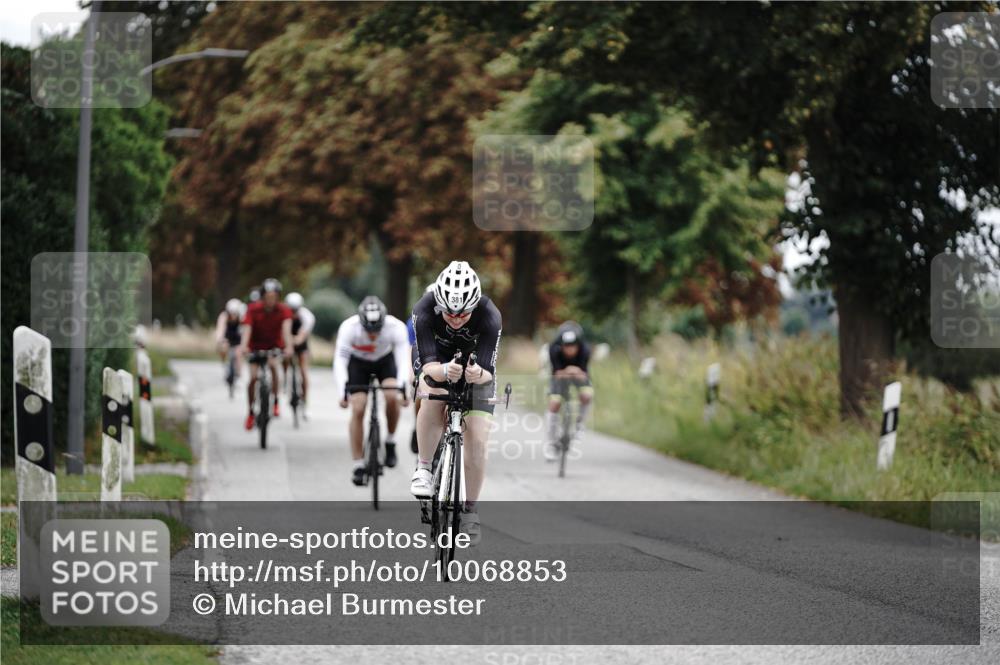 30.08.2026 - Elbe Triathlon Hamburg Michael Burmester http://msf.ph/oto/10068853 30.08.2026 09:35:55 Radfahren 259, 381, 425, 434, 575, 584, 602, 681, 783 meine-sportfotos.de