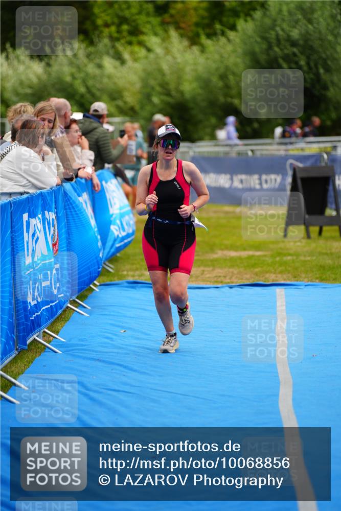30.08.2026 - Elbe Triathlon Hamburg LAZAROV Photography http://msf.ph/oto/10068856 30.08.2026 12:31:56 Ziel 1591, 1644 meine-sportfotos.de