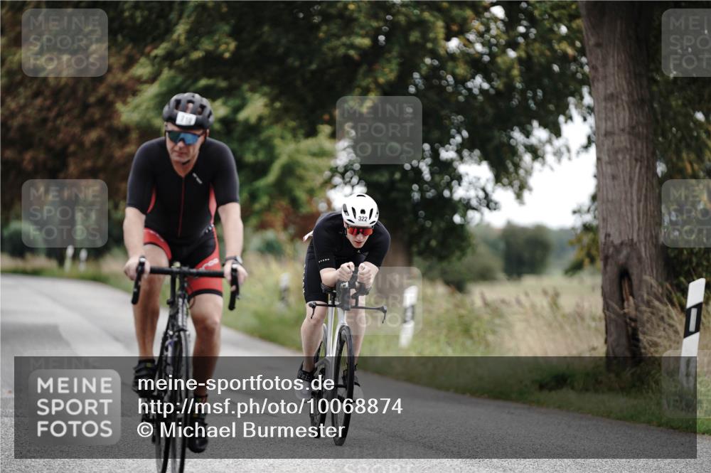 30.08.2026 - Elbe Triathlon Hamburg Michael Burmester http://msf.ph/oto/10068874 30.08.2026 09:36:04 Radfahren 259, 322, 420, 710 meine-sportfotos.de