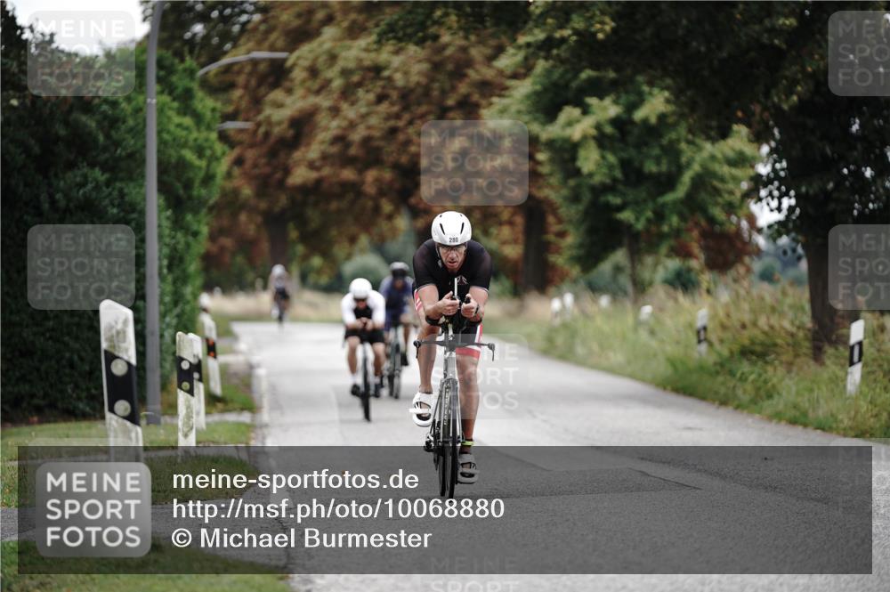 30.08.2026 - Elbe Triathlon Hamburg Michael Burmester http://msf.ph/oto/10068880 30.08.2026 09:36:13 Radfahren 280, 420, 500, 554 meine-sportfotos.de