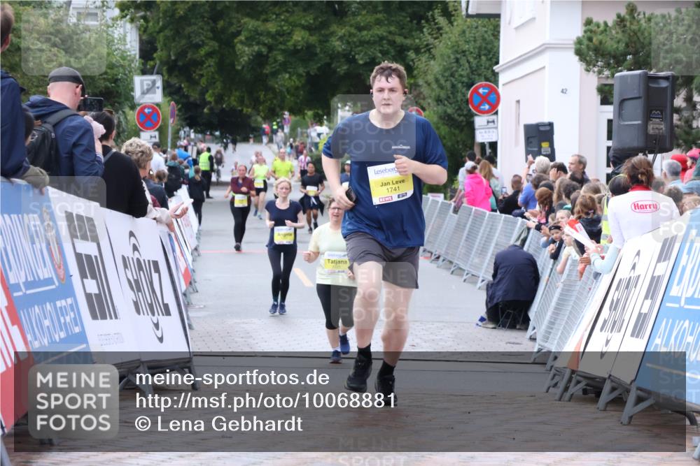 30.08.2026 - Blankeneser Heldenlauf Lena Gebhardt http://msf.ph/oto/10068881 30.08.2026 10:02:21 Ziel 1741 meine-sportfotos.de