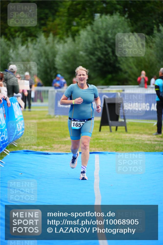 30.08.2026 - Elbe Triathlon Hamburg LAZAROV Photography http://msf.ph/oto/10068905 30.08.2026 12:32:03 Ziel 1614, 1657 meine-sportfotos.de
