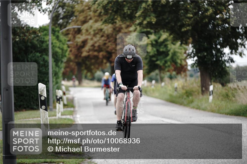 30.08.2026 - Elbe Triathlon Hamburg Michael Burmester http://msf.ph/oto/10068936 30.08.2026 09:37:05 Radfahren 443, 457, 600, 634, 648 meine-sportfotos.de