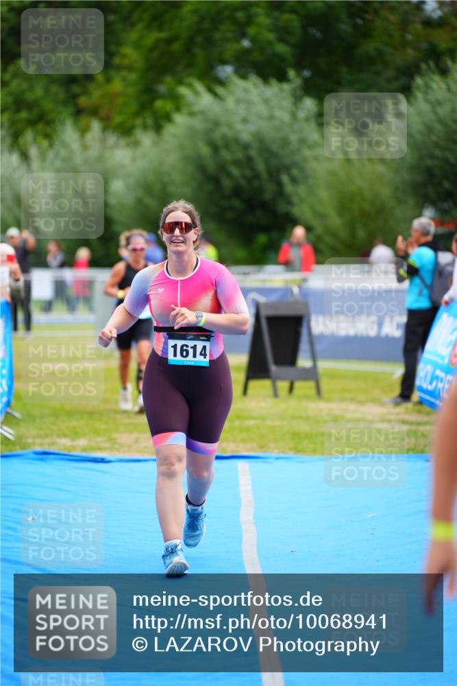 30.08.2026 - Elbe Triathlon Hamburg LAZAROV Photography http://msf.ph/oto/10068941 30.08.2026 12:32:10 Ziel 1614, 1669 meine-sportfotos.de