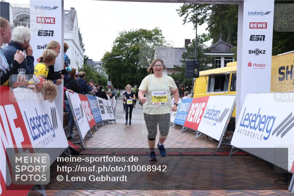 30.08.2026 - Blankeneser Heldenlauf Lena Gebhardt http://msf.ph/oto/10068942 30.08.2026 10:02:29 Ziel 1221, 1285, 1741 meine-sportfotos.de