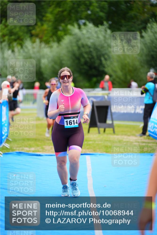 30.08.2026 - Elbe Triathlon Hamburg LAZAROV Photography http://msf.ph/oto/10068944 30.08.2026 12:32:10 Ziel 1614, 1669 meine-sportfotos.de