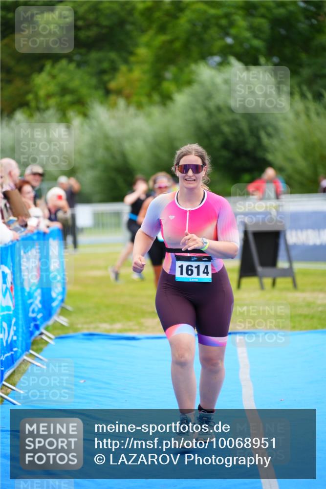 30.08.2026 - Elbe Triathlon Hamburg LAZAROV Photography http://msf.ph/oto/10068951 30.08.2026 12:32:11 Ziel 1614, 1669 meine-sportfotos.de