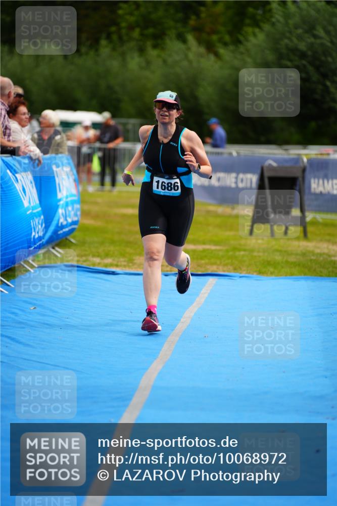 30.08.2026 - Elbe Triathlon Hamburg LAZAROV Photography http://msf.ph/oto/10068972 30.08.2026 12:32:30 Ziel 1686 meine-sportfotos.de