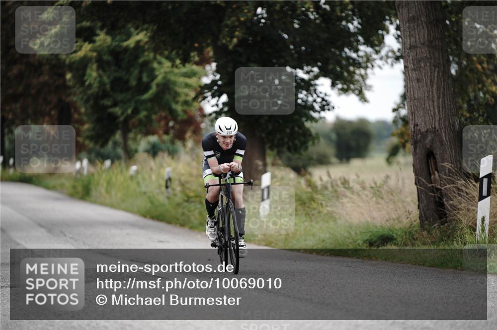 30.08.2026 - Elbe Triathlon Hamburg Michael Burmester http://msf.ph/oto/10069010 30.08.2026 09:38:06 Radfahren 252, 283, 573, 721, 791 meine-sportfotos.de
