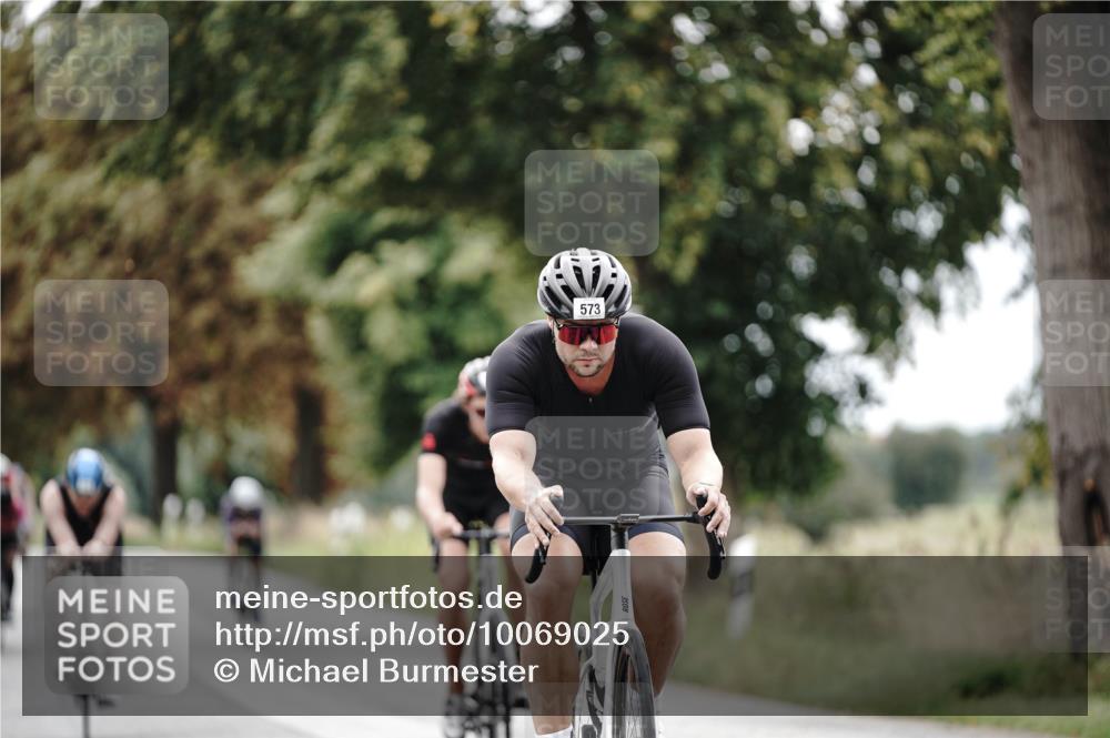 30.08.2026 - Elbe Triathlon Hamburg Michael Burmester http://msf.ph/oto/10069025 30.08.2026 09:38:12 Radfahren 313, 435, 516, 573, 632, 683, 713, 721, 791 meine-sportfotos.de