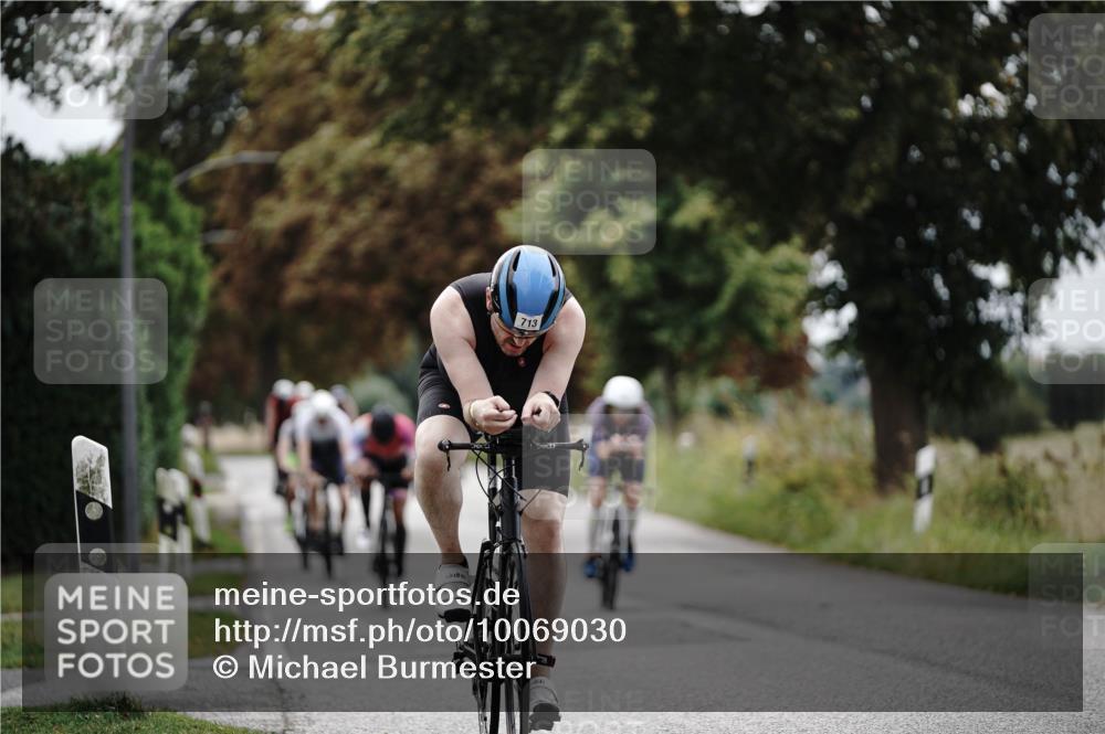 30.08.2026 - Elbe Triathlon Hamburg Michael Burmester http://msf.ph/oto/10069030 30.08.2026 09:38:14 Radfahren 313, 435, 516, 573, 632, 683, 713, 726, 791 meine-sportfotos.de