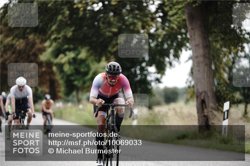 30.08.2026 - Elbe Triathlon Hamburg Michael Burmester http://msf.ph/oto/10069033 30.08.2026 09:38:16 Radfahren 313, 428, 435, 488, 516, 632, 683, 713, 726 meine-sportfotos.de