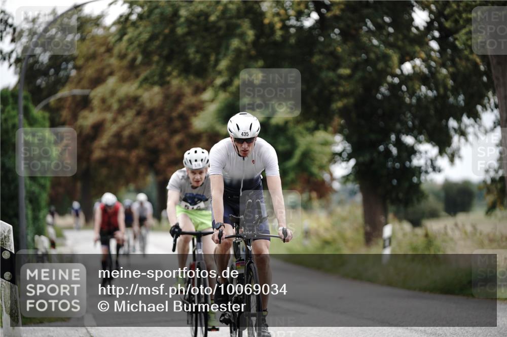 30.08.2026 - Elbe Triathlon Hamburg Michael Burmester http://msf.ph/oto/10069034 30.08.2026 09:38:17 Radfahren 313, 428, 435, 488, 516, 632, 683, 713, 726 meine-sportfotos.de