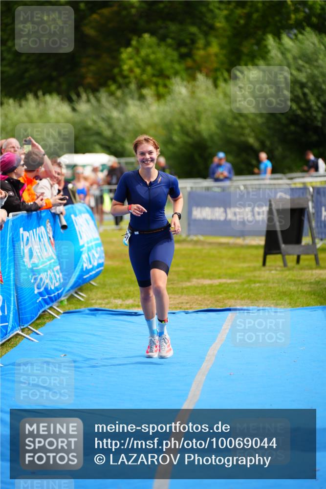 30.08.2026 - Elbe Triathlon Hamburg LAZAROV Photography http://msf.ph/oto/10069044 30.08.2026 12:33:08 Ziel 1497 meine-sportfotos.de