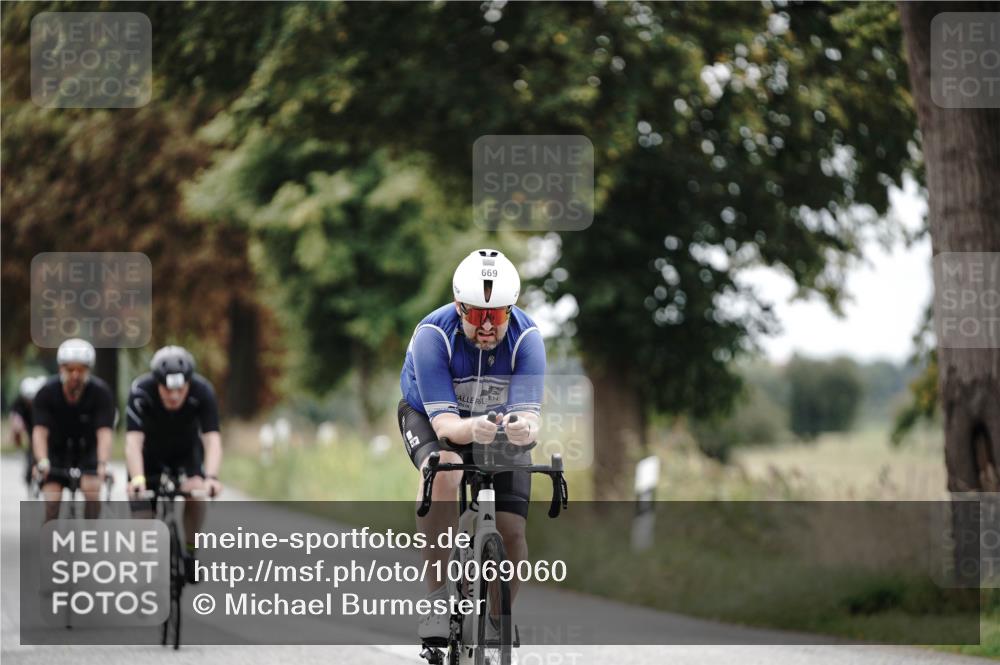 30.08.2026 - Elbe Triathlon Hamburg Michael Burmester http://msf.ph/oto/10069060 30.08.2026 09:38:30 Radfahren 441, 462, 669, 693, 729, 788 meine-sportfotos.de
