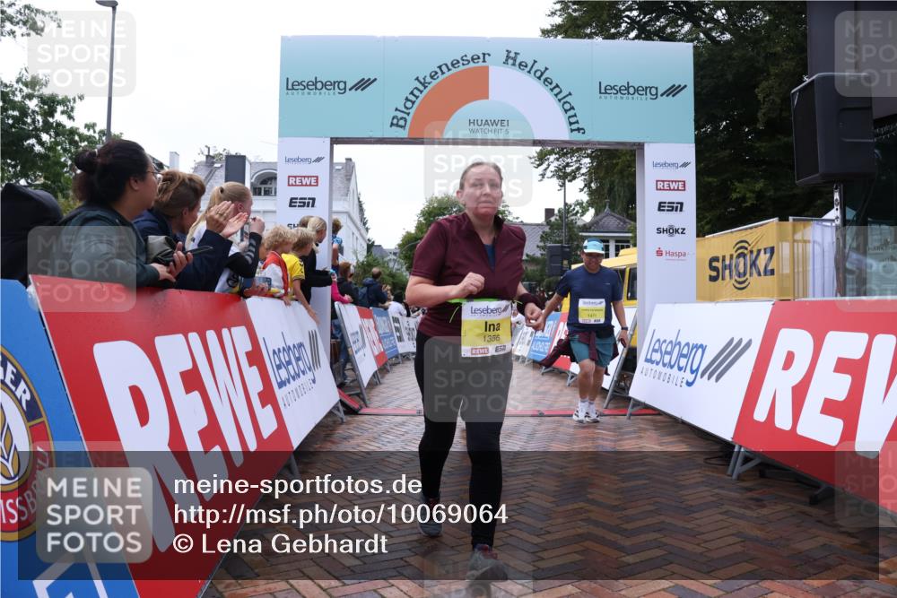 30.08.2026 - Blankeneser Heldenlauf Lena Gebhardt http://msf.ph/oto/10069064 30.08.2026 10:02:43 Ziel 1134, 1356, 1468, 1471, 1515 meine-sportfotos.de