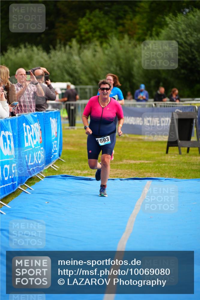 30.08.2026 - Elbe Triathlon Hamburg LAZAROV Photography http://msf.ph/oto/10069080 30.08.2026 12:33:33 Ziel 1651, 1693 meine-sportfotos.de