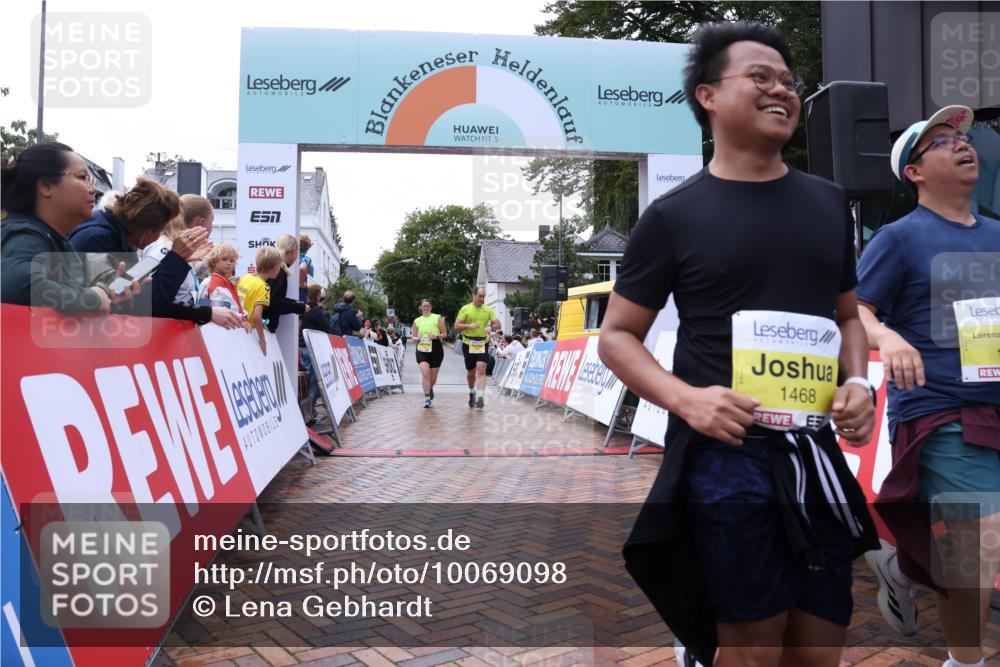 30.08.2026 - Blankeneser Heldenlauf Lena Gebhardt http://msf.ph/oto/10069098 30.08.2026 10:02:45 Ziel 1134, 1356, 1468, 1471, 1515 meine-sportfotos.de