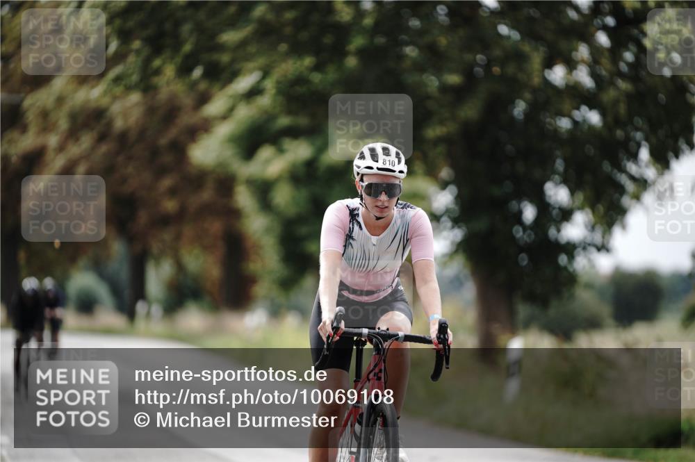 30.08.2026 - Elbe Triathlon Hamburg Michael Burmester http://msf.ph/oto/10069108 30.08.2026 09:39:11 Radfahren 270, 560, 720, 810 meine-sportfotos.de