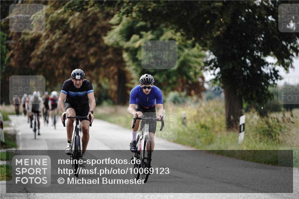 30.08.2026 - Elbe Triathlon Hamburg Michael Burmester http://msf.ph/oto/10069123 30.08.2026 09:39:20 Radfahren 270, 363, 429, 529, 583, 712, 742, 749 meine-sportfotos.de
