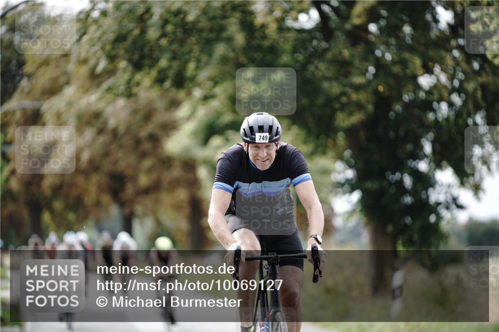 30.08.2026 - Elbe Triathlon Hamburg Michael Burmester http://msf.ph/oto/10069127 30.08.2026 09:39:21 Radfahren 363, 429, 437, 529, 583, 712, 742, 749 meine-sportfotos.de