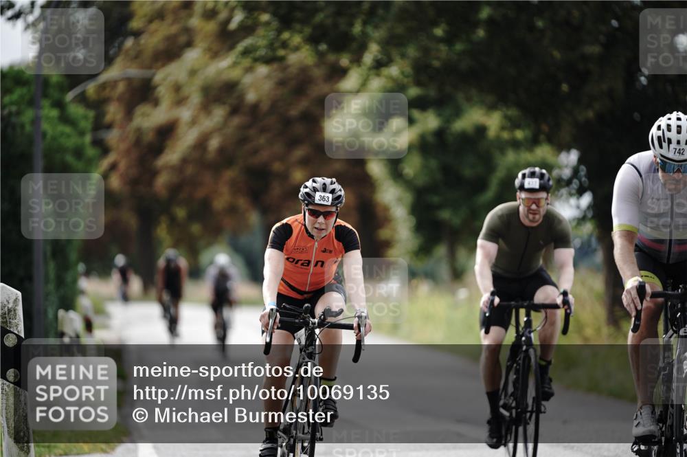 30.08.2026 - Elbe Triathlon Hamburg Michael Burmester http://msf.ph/oto/10069135 30.08.2026 09:39:27 Radfahren 363, 429, 437, 529, 621, 712, 742, 757 meine-sportfotos.de