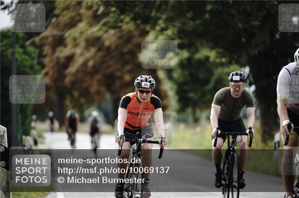 30.08.2026 - Elbe Triathlon Hamburg Michael Burmester http://msf.ph/oto/10069137 30.08.2026 09:39:27 Radfahren 363, 429, 437, 529, 621, 712, 742, 757 meine-sportfotos.de