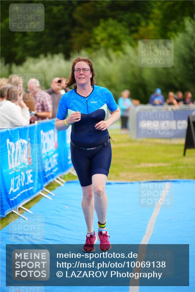 30.08.2026 - Elbe Triathlon Hamburg LAZAROV Photography http://msf.ph/oto/10069138 30.08.2026 12:33:38 Ziel 1651, 1693 meine-sportfotos.de