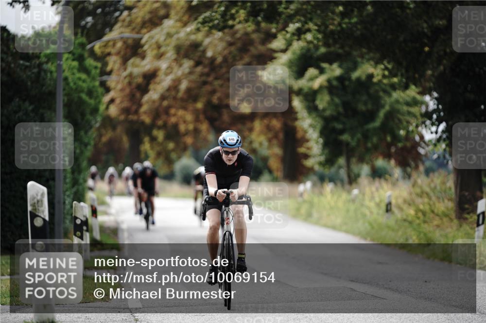30.08.2026 - Elbe Triathlon Hamburg Michael Burmester http://msf.ph/oto/10069154 30.08.2026 09:39:35 Radfahren 298, 531, 621, 646, 757, 773, 785, 843, 917 meine-sportfotos.de