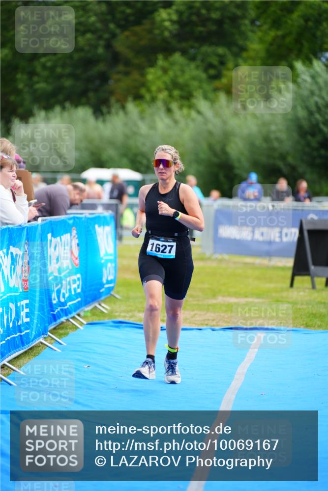 30.08.2026 - Elbe Triathlon Hamburg LAZAROV Photography http://msf.ph/oto/10069167 30.08.2026 12:33:48 Ziel 1592, 1627 meine-sportfotos.de