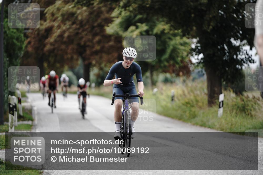 30.08.2026 - Elbe Triathlon Hamburg Michael Burmester http://msf.ph/oto/10069192 30.08.2026 09:39:53 Radfahren 271, 338, 557, 604, 737 meine-sportfotos.de