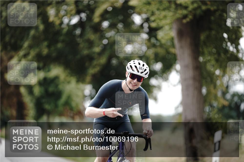 30.08.2026 - Elbe Triathlon Hamburg Michael Burmester http://msf.ph/oto/10069196 30.08.2026 09:39:54 Radfahren 271, 338, 557, 604, 737 meine-sportfotos.de