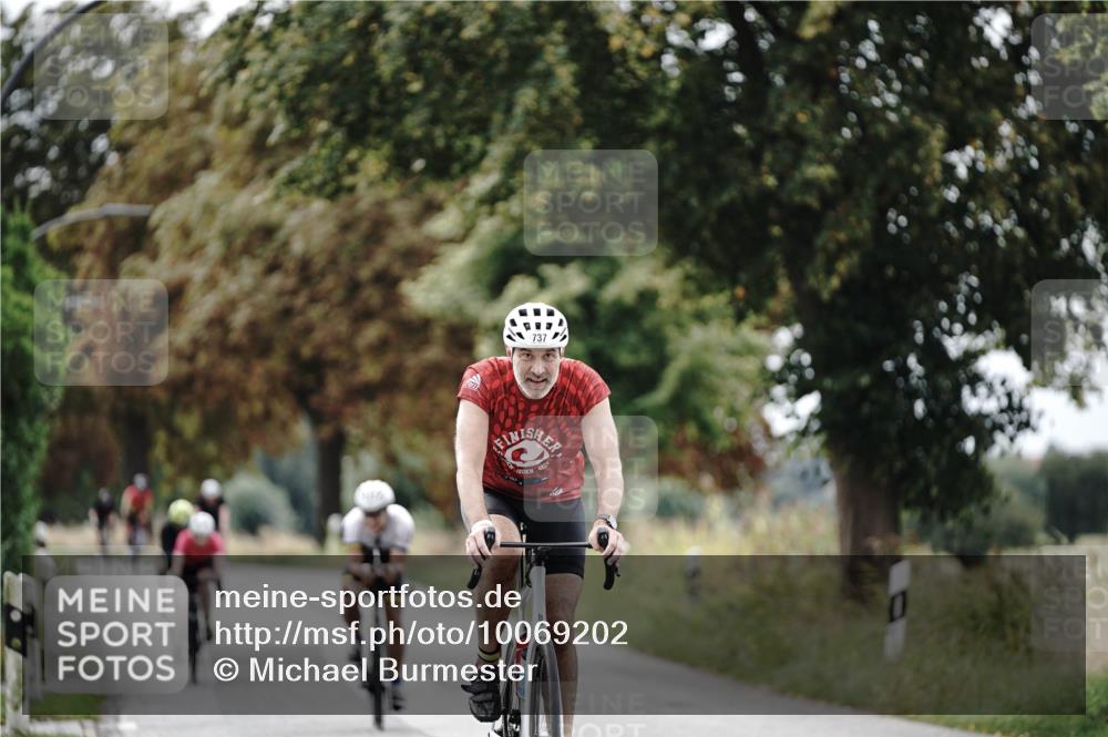 30.08.2026 - Elbe Triathlon Hamburg Michael Burmester http://msf.ph/oto/10069202 30.08.2026 09:39:58 Radfahren 271, 338, 617, 657, 737, 883 meine-sportfotos.de