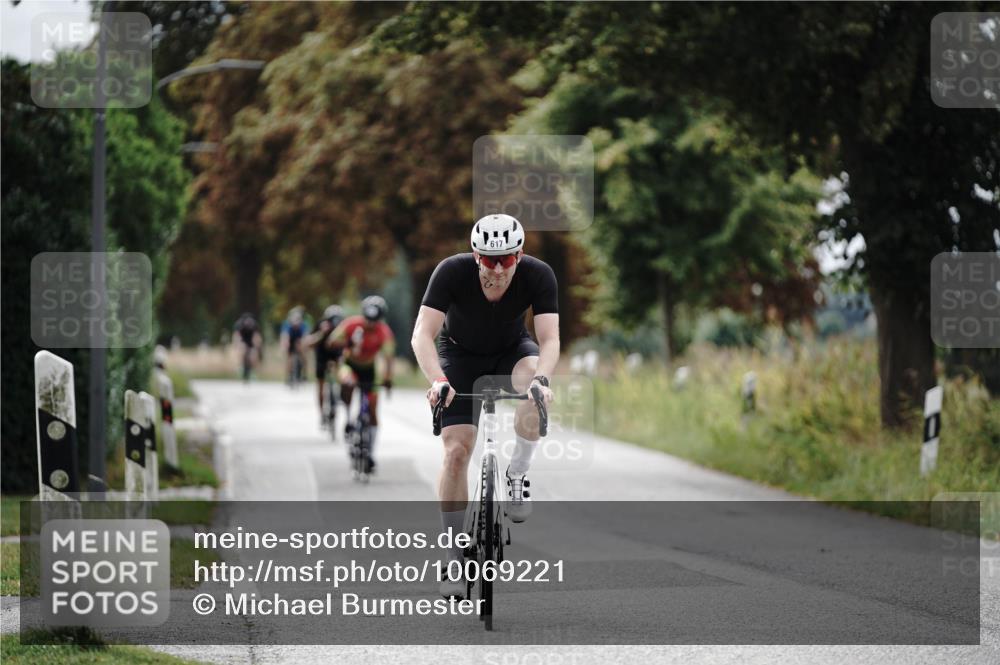 30.08.2026 - Elbe Triathlon Hamburg Michael Burmester http://msf.ph/oto/10069221 30.08.2026 09:40:05 Radfahren 466, 617, 643, 657, 883 meine-sportfotos.de