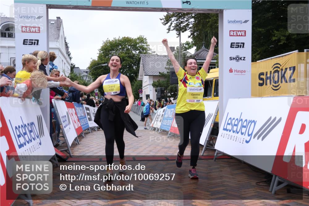 30.08.2026 - Blankeneser Heldenlauf Lena Gebhardt http://msf.ph/oto/10069257 30.08.2026 10:03:12 Ziel 1051, 1695, 1785 meine-sportfotos.de