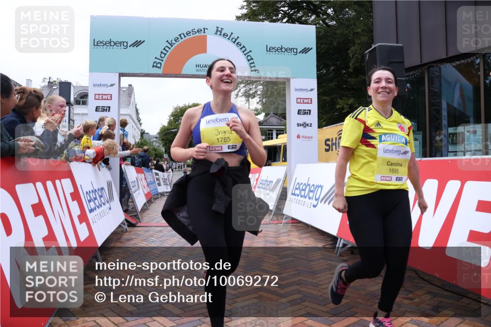 30.08.2026 - Blankeneser Heldenlauf Lena Gebhardt http://msf.ph/oto/10069272 30.08.2026 10:03:14 Ziel 1051, 1695, 1785 meine-sportfotos.de